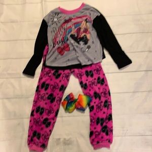 JoJo Siwa Pajamas w/ JoJo Bow